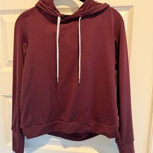 Vuori essential hoodie xs maroon